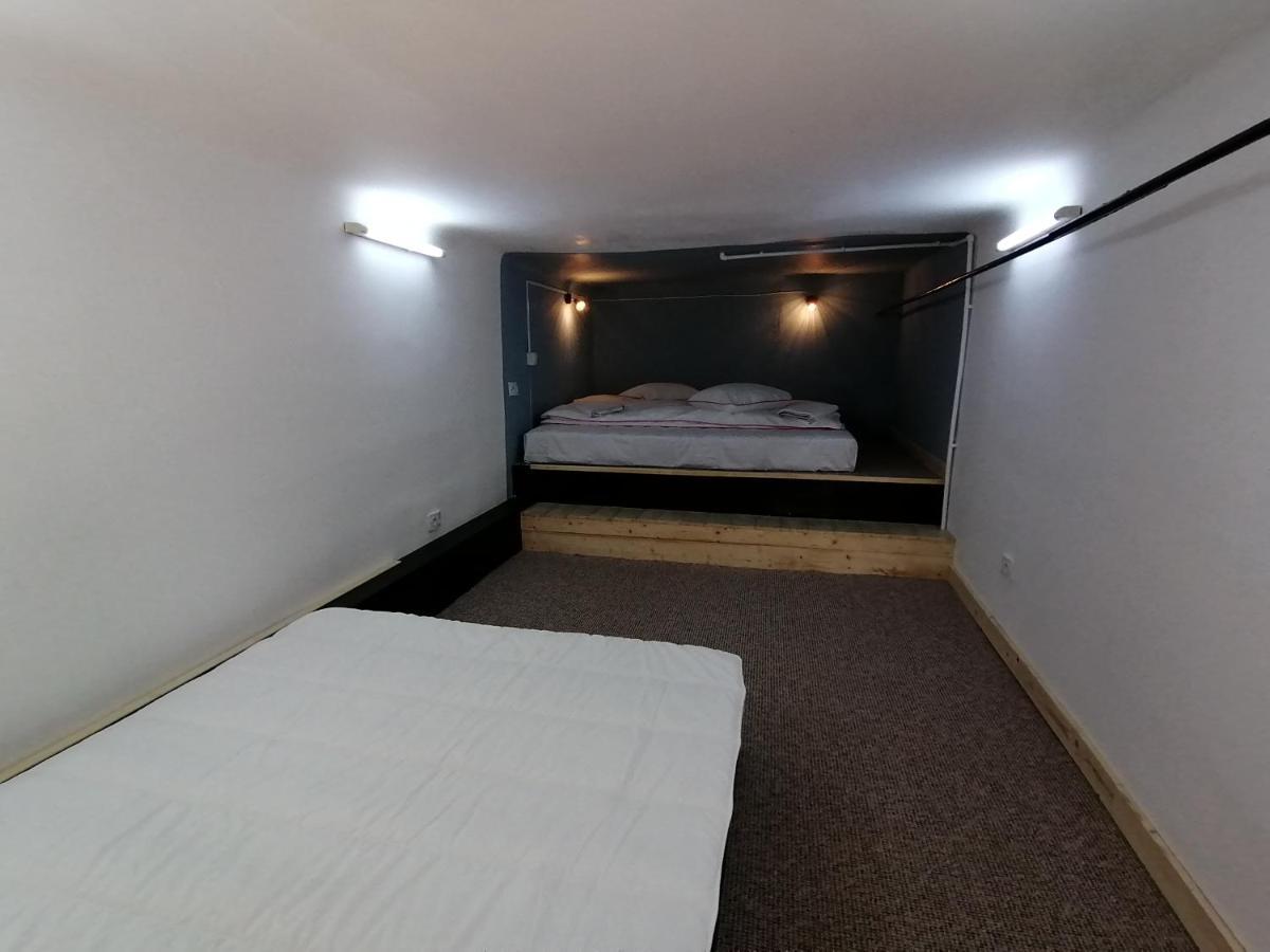 Studio54 Bukarest Eksteriør billede